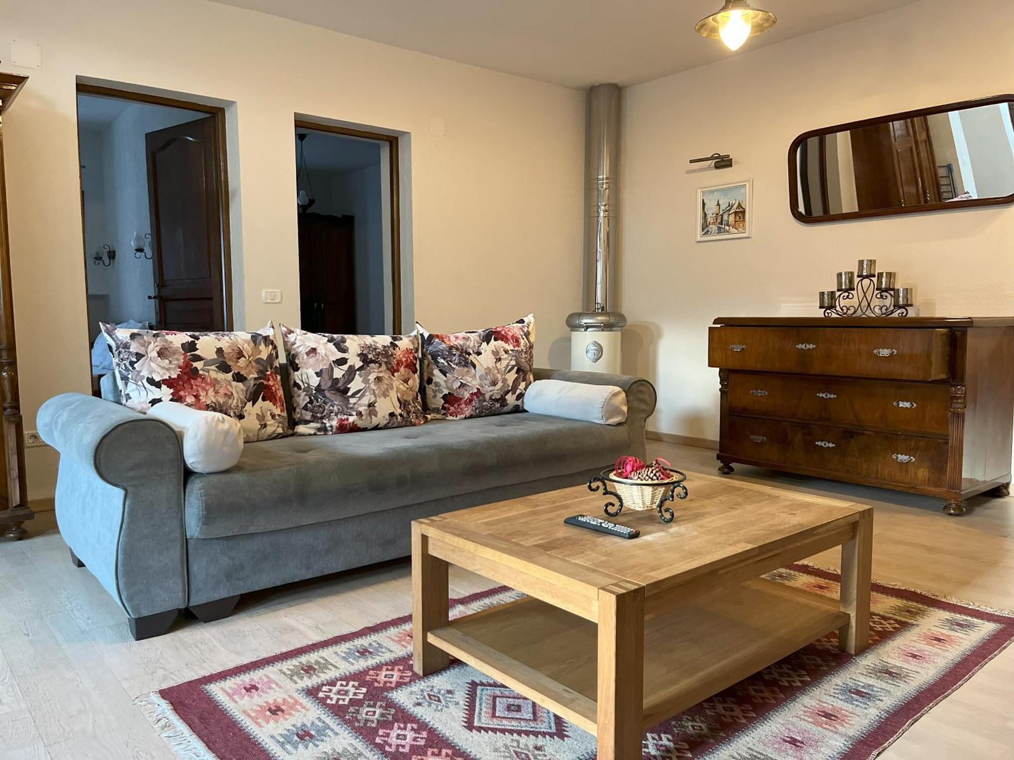 Cozy Apartment Braşov Esterno foto