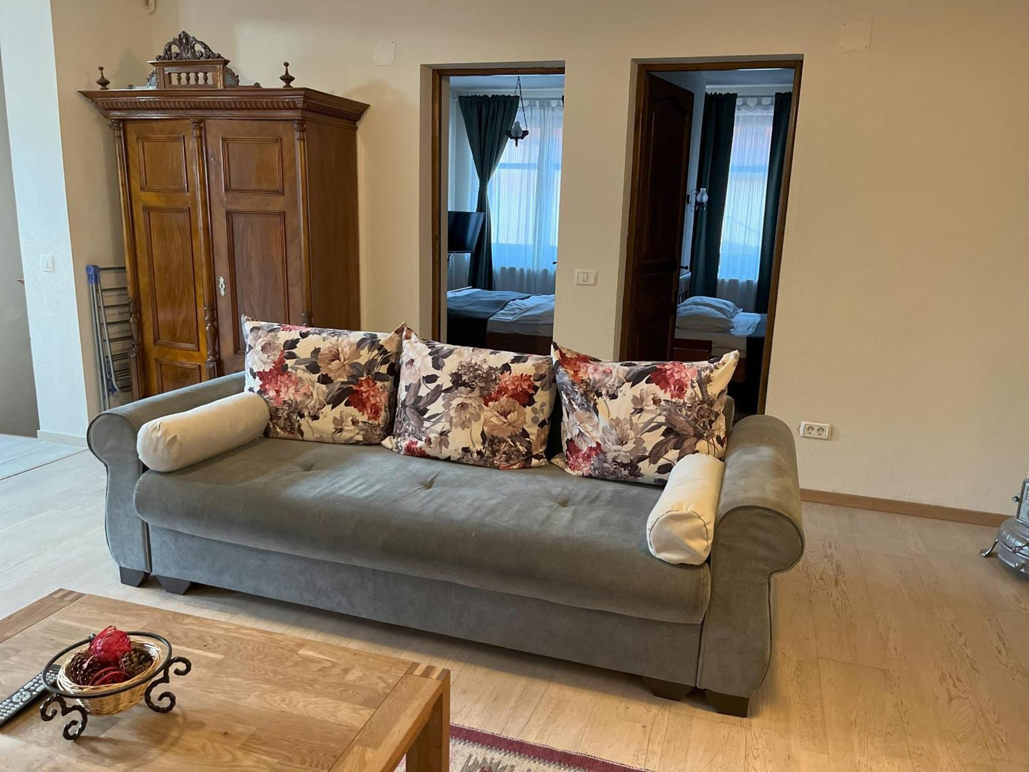 Cozy Apartment Braşov Esterno foto