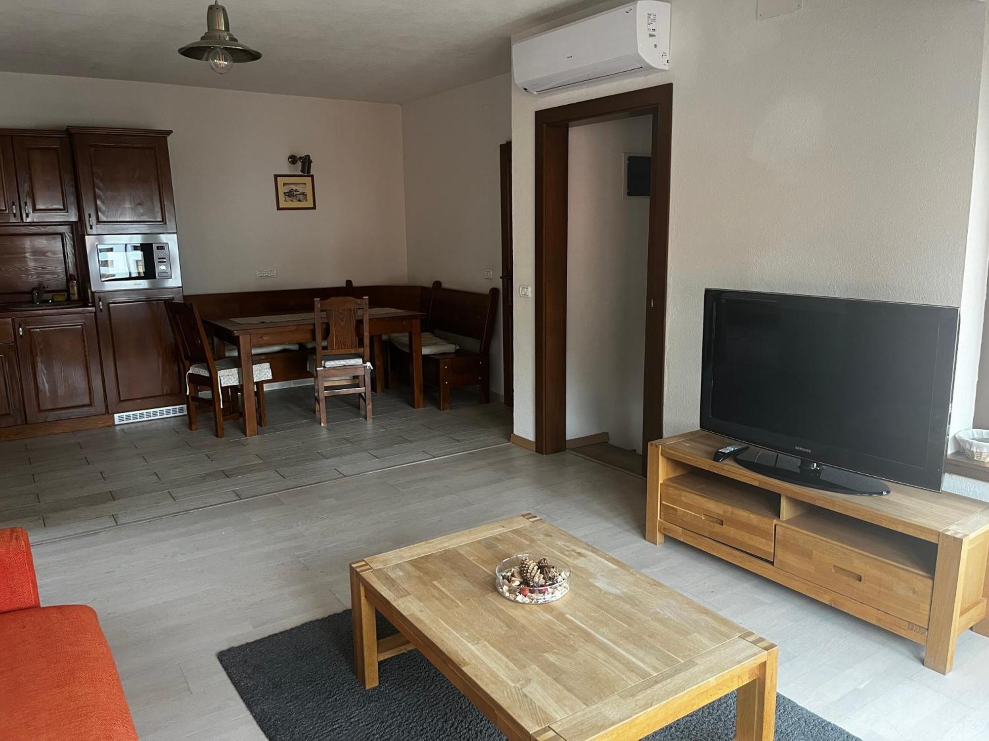 Cozy Apartment Braşov Esterno foto