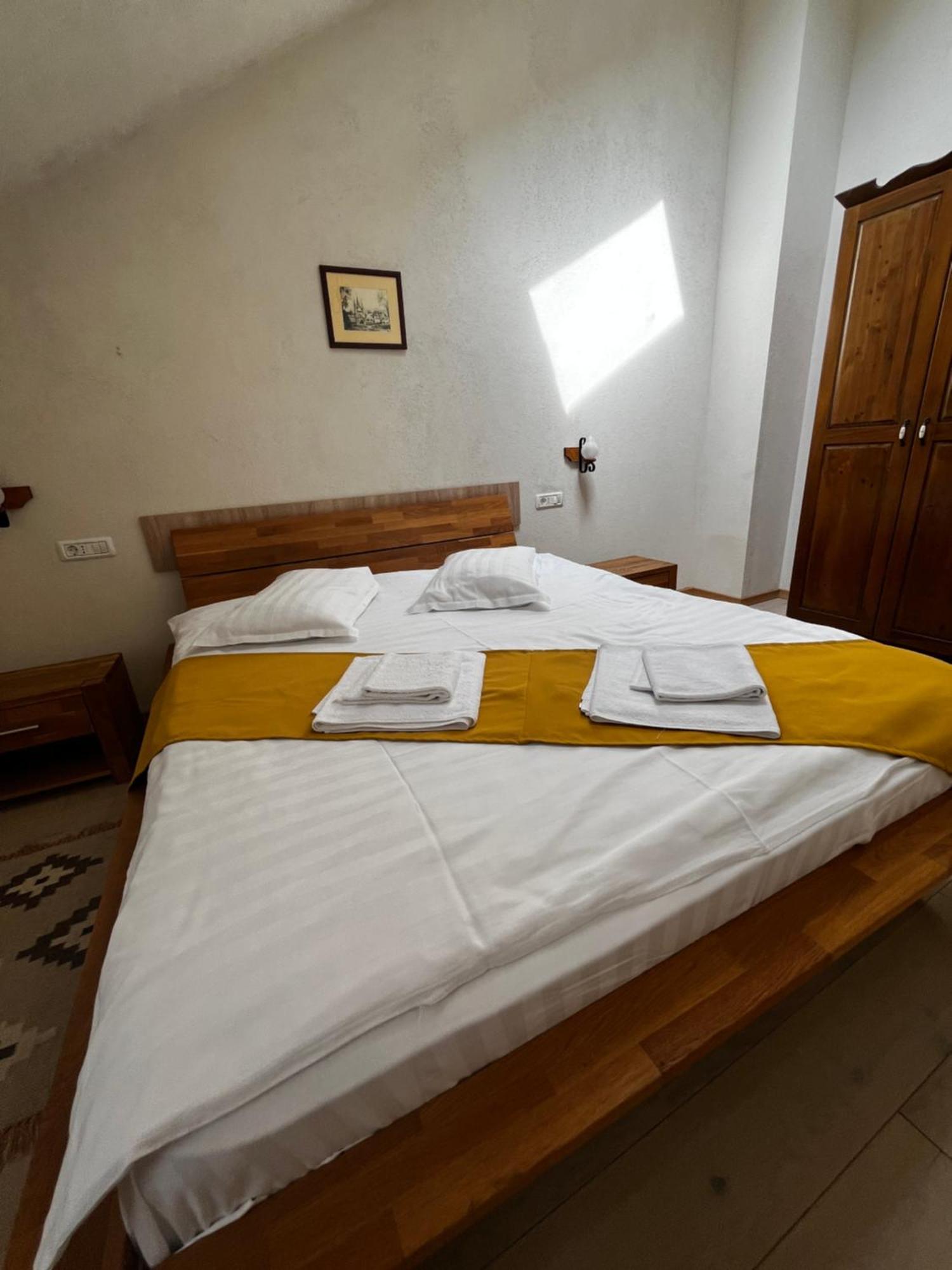 Cozy Apartment Braşov Esterno foto