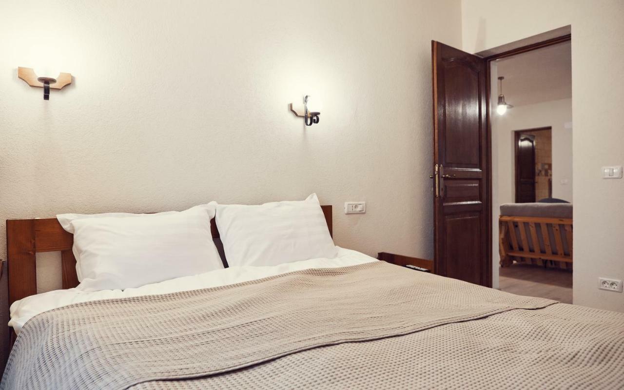 Cozy Apartment Braşov Esterno foto